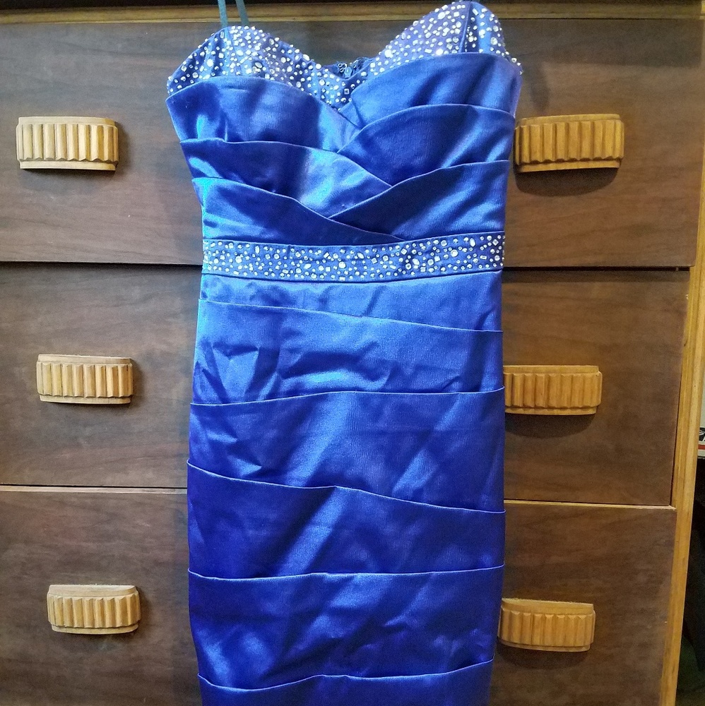 Strapless purple dress with rhinestones